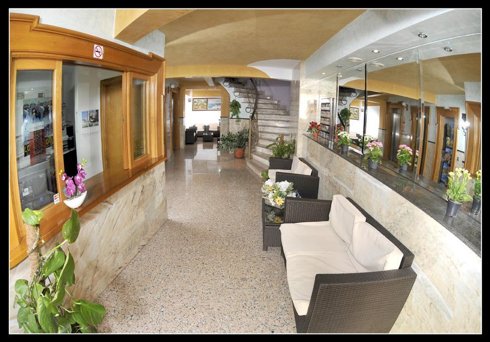 Hostal Carel El Medano  Luaran gambar
